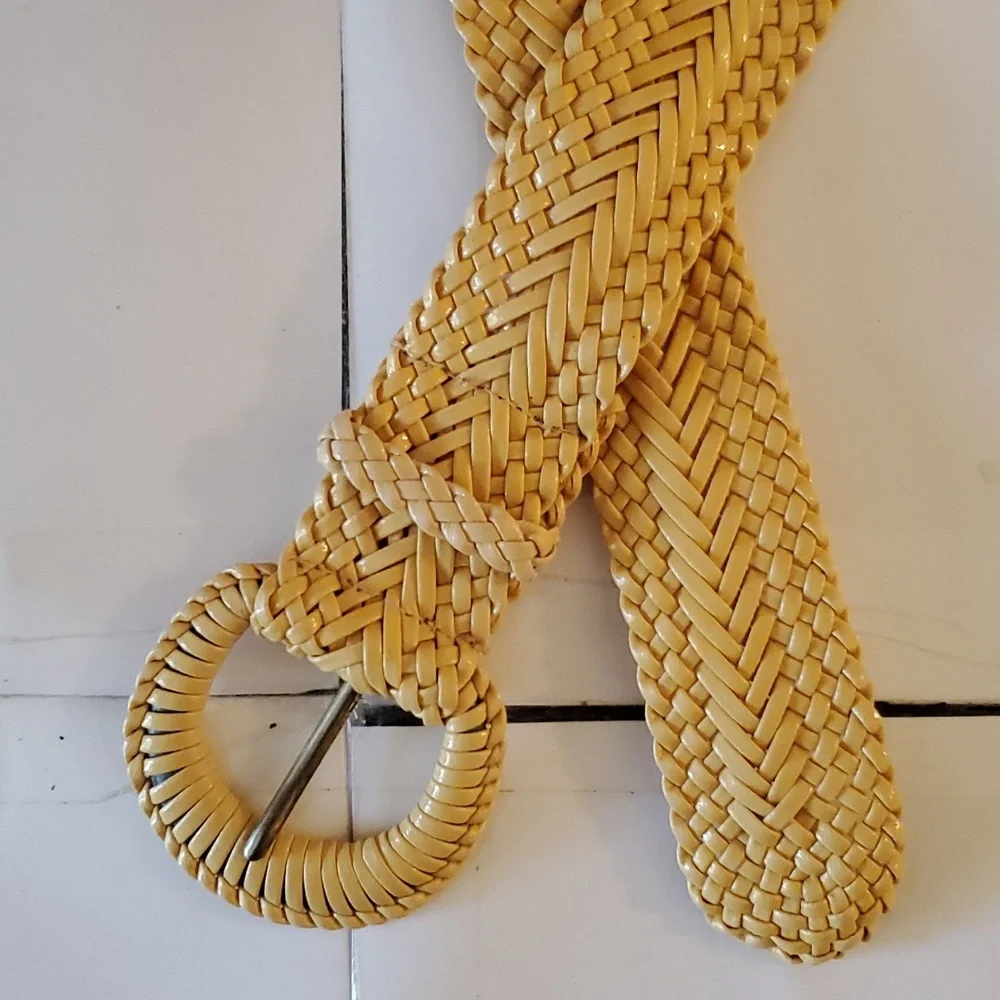 New womens braided leather khaki belt  Sizes 32